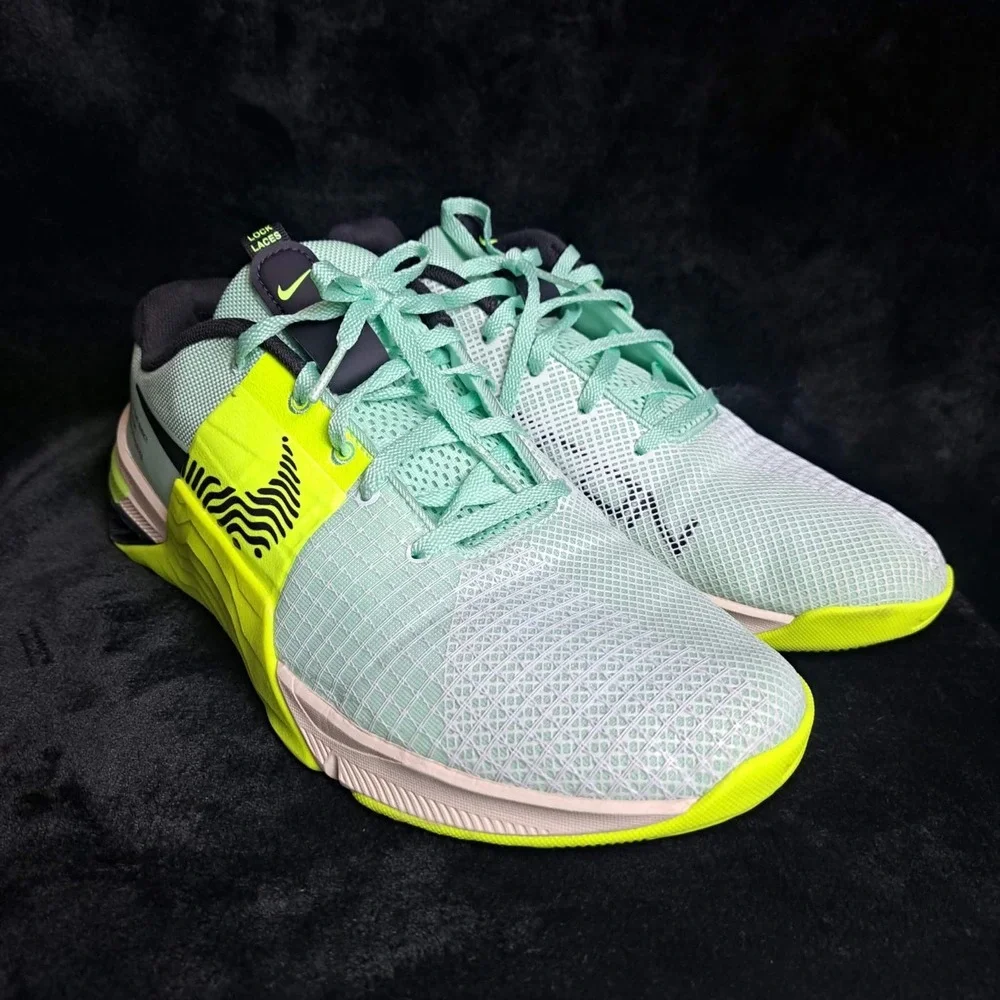 Nike Metcon 8 Green Yellow Mens US Size 11.5 EUR‎ 45.5 DO9328-300 Sneakers